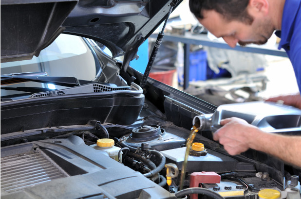 Aditivos para el coche: ¿Qué son, qué tipos hay y cómo mejoran el rendimiento?